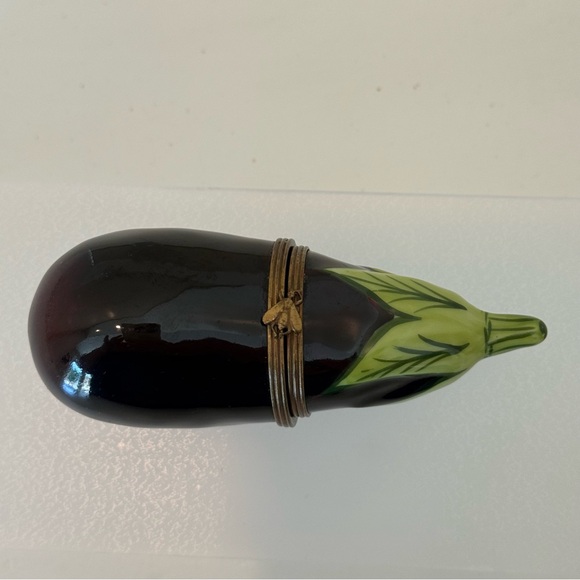Limoges Hand Painted Eggplant Form Trinket Box with Bee Clasp